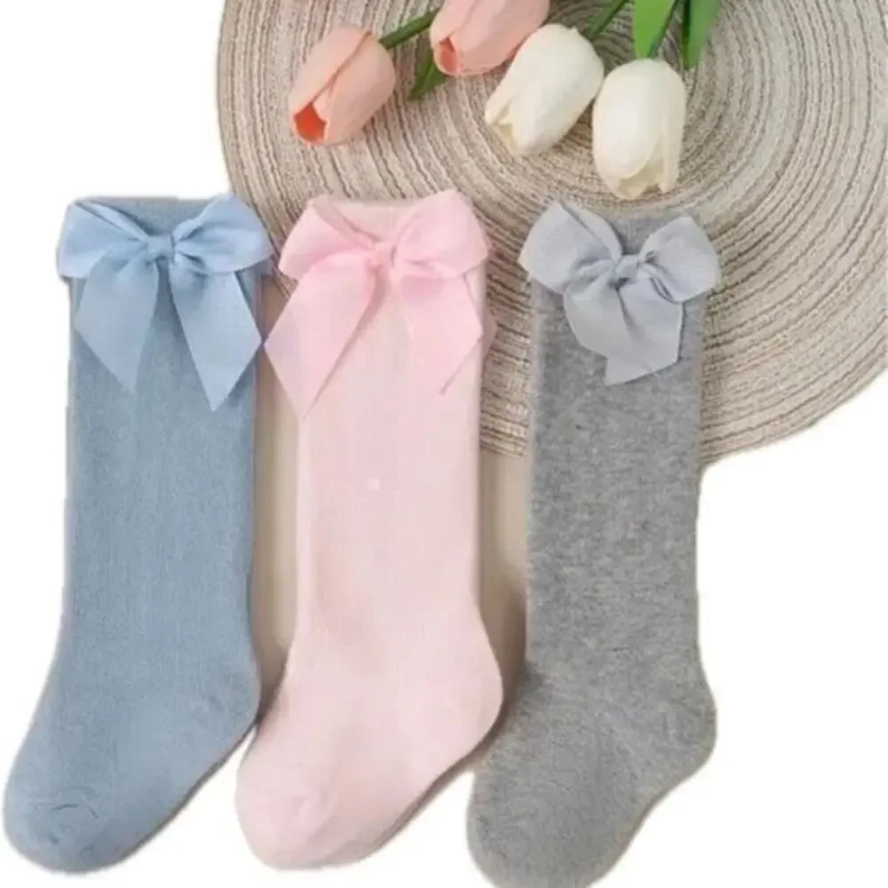 New lot of 3 girl’s socks 3-5 years
